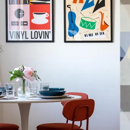 Retro Style With Balcony Near The Forest By Renters Gdynia