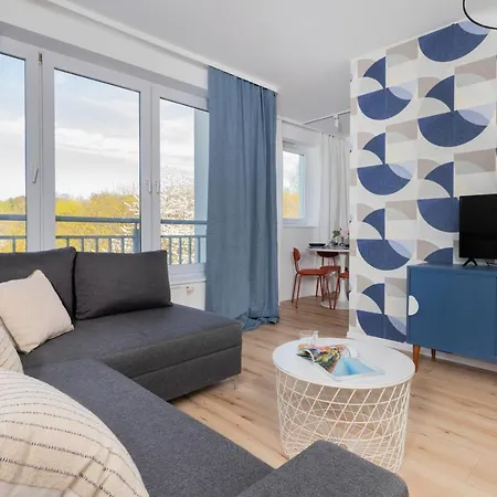 Retro Style With Balcony Near The Forest By Renters * Gdynia